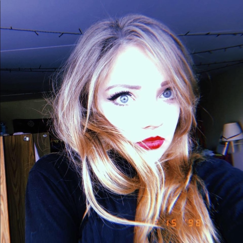 Meet your Posher, Madison